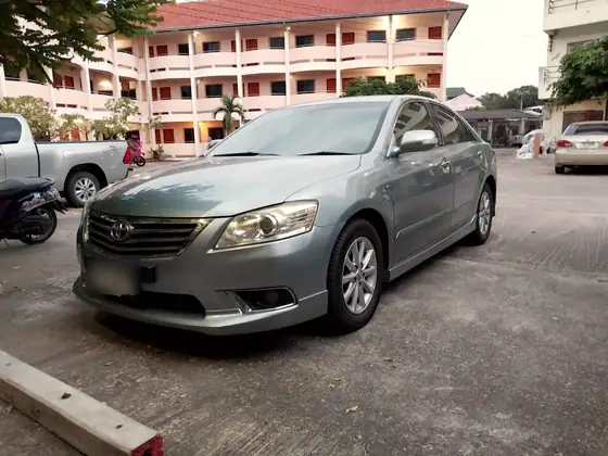 Toyota Camry 2.0 G